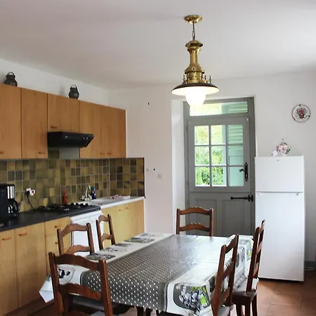 Hébergement de vacances Domaine De - Gîtes, D'hôtes&cabanes Syam